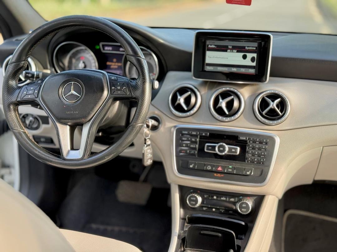 Mercedes CLA 250